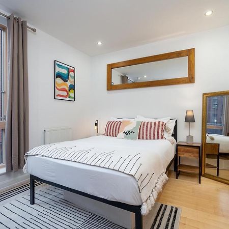 D8 - Canal View Apartment Лондон Экстерьер фото
