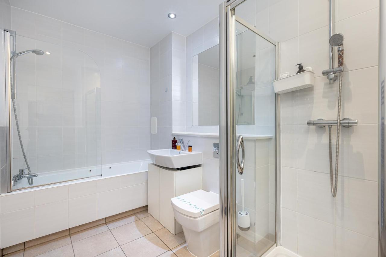 D8 - Canal View Apartment Лондон Экстерьер фото
