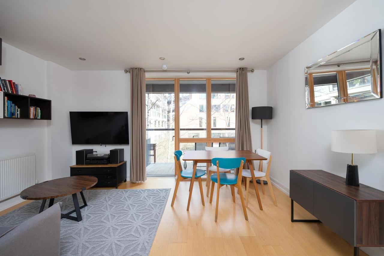 D8 - Canal View Apartment Лондон Экстерьер фото