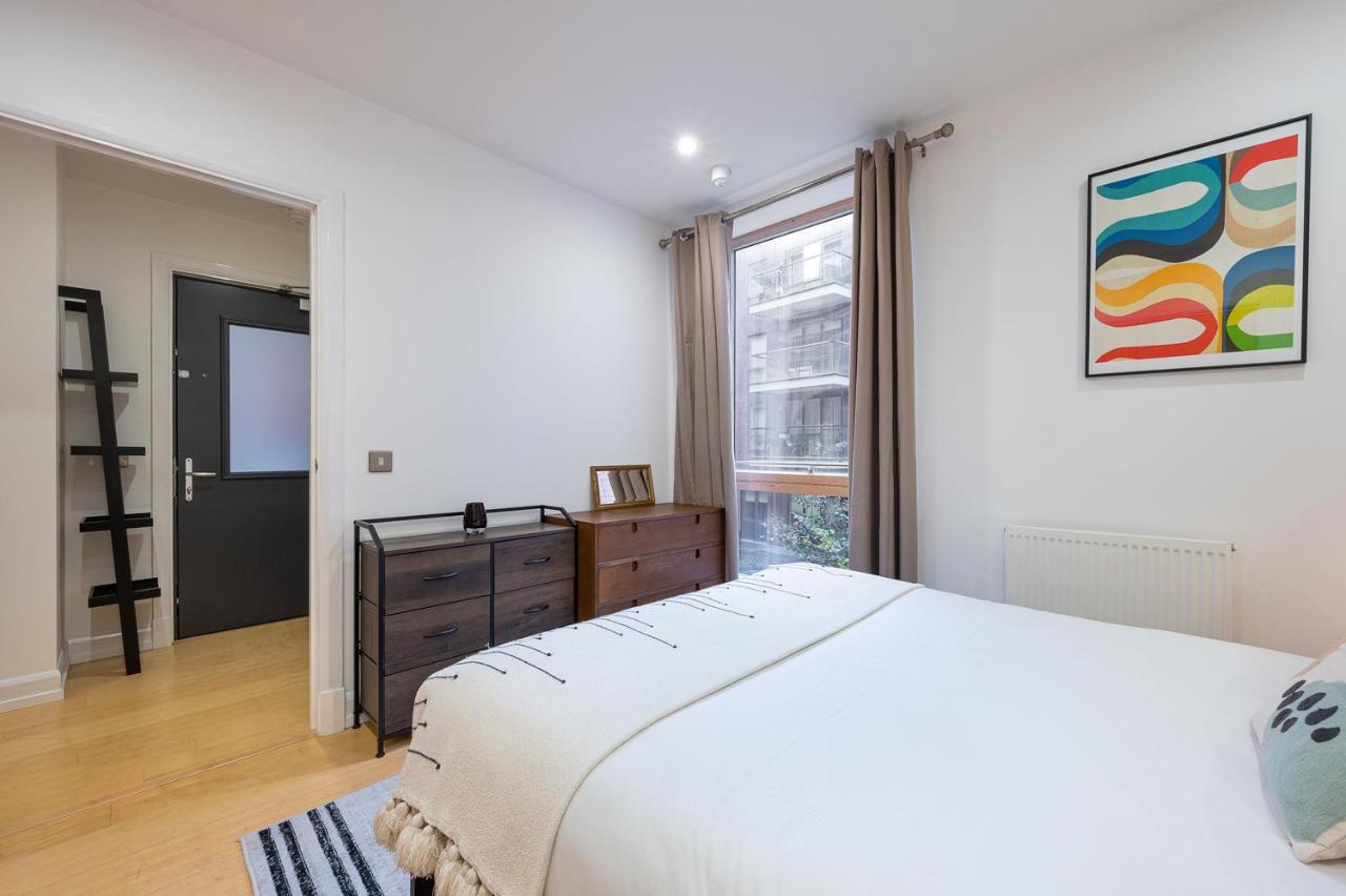 D8 - Canal View Apartment Лондон Экстерьер фото